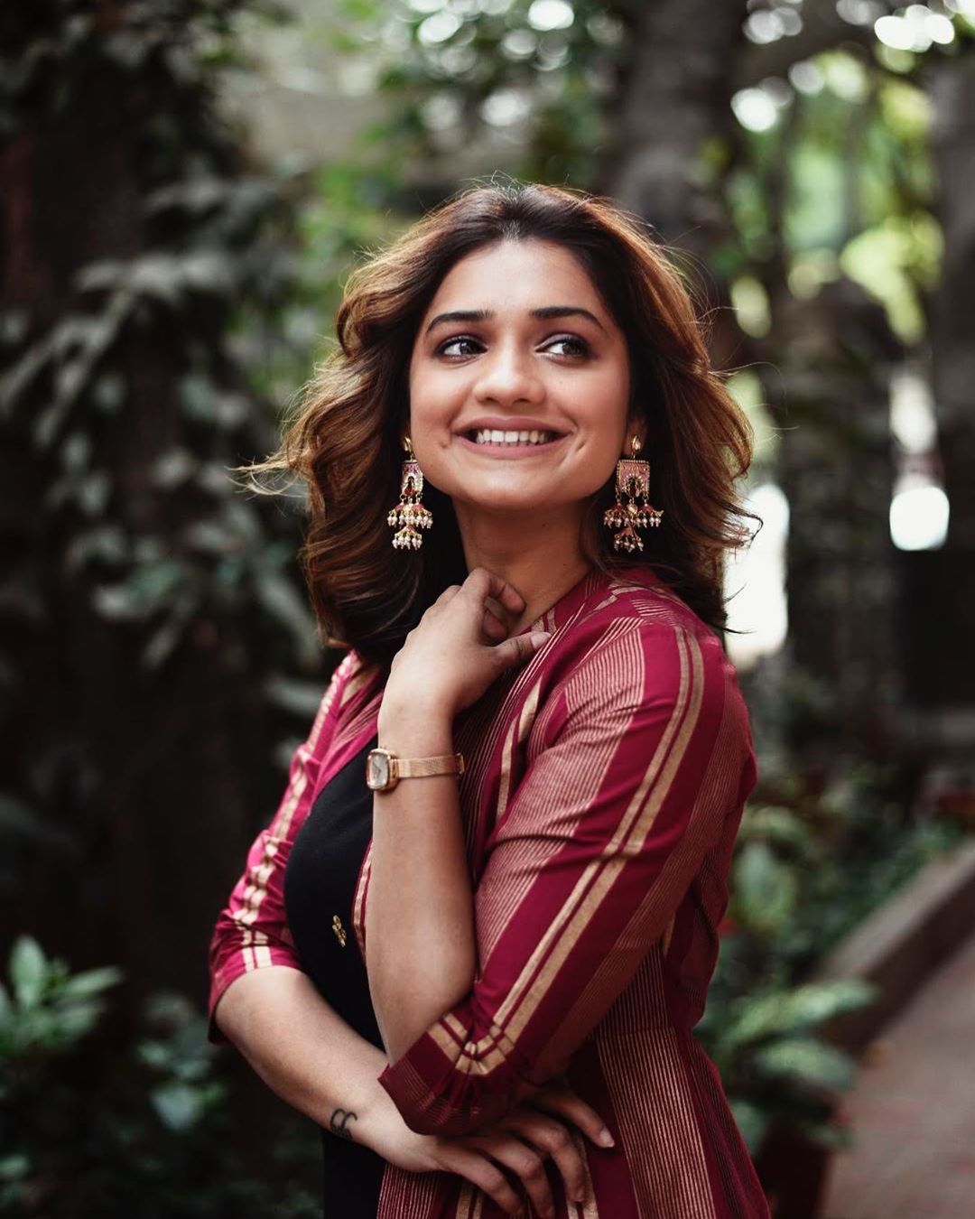 ऋताने ‘दादा एक गूड न्यूज’ या नाटकामध्ये देखील काम केले. आता लवकरच तिचा ‘अनन्या’ हा चित्रपट तुमच्या भेटीला येणार आहे.