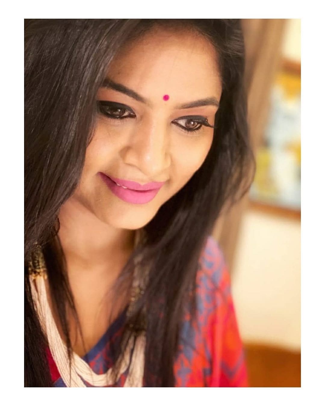 'तुम्ही स्वत:ला कसे ठेवता, त्यामध्ये खरे सौंदर्य आहे' असे कॅप्शन या फोटोला श्वेताने दिले आहे.