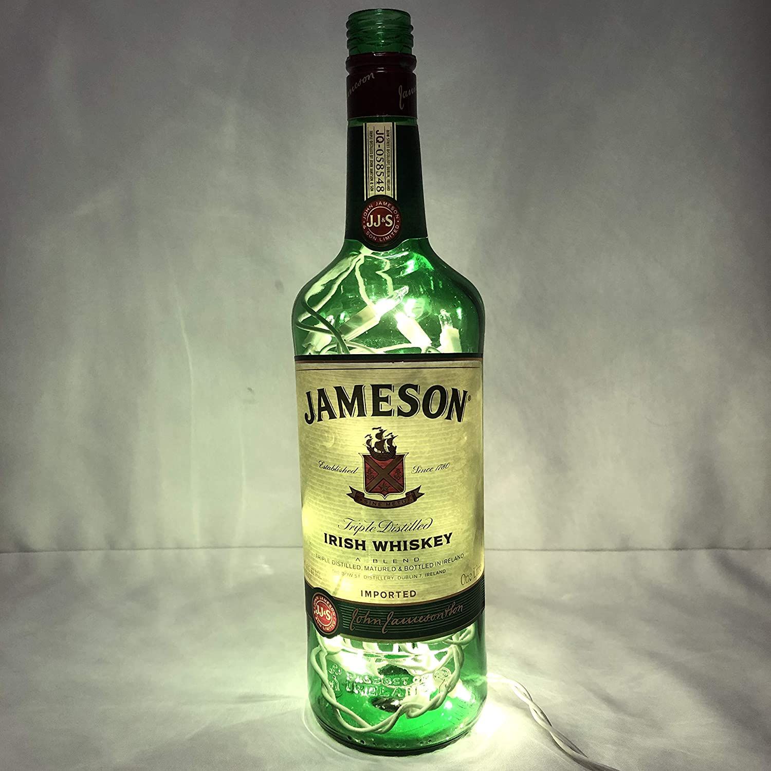 11.ब्रँड : Jameson, देश: आयर्लंड, सेल: 8,100 (Photo - amazon)