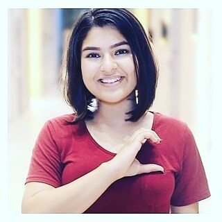 निधी भानुशाली ही अभिनेत्रीही सब टीव्हीच्या तारक मेहता का उलटा चष्मामधून घराघरात पोहचली आहे. ती एका एपिसोडसाठी १० हजारांचं मानधन घेते (फोटो-निधी भानुशाली, इन्स्टाग्राम पेज)