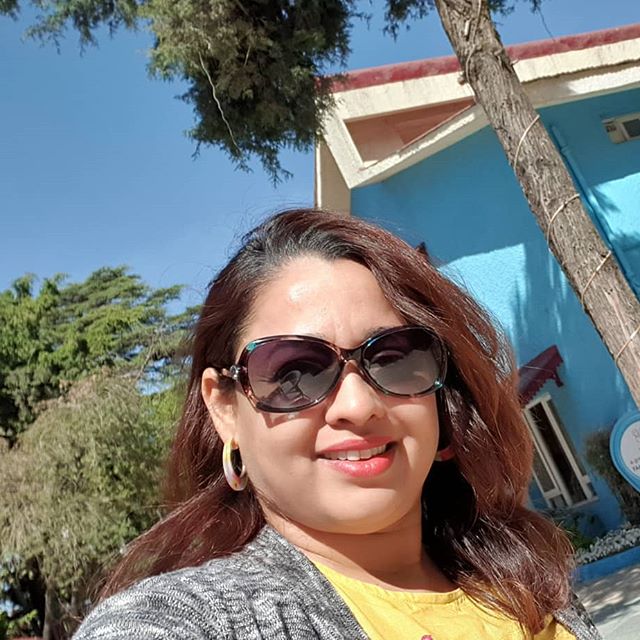 “तारक मेहता…”मधील मराठमोळी माधवी भिडे एका भागासाठी घेते इतके मानधन
