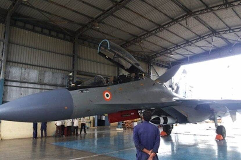 "राफेल तिसऱ्या पिढीचे फायटर विमान असून चौथ्या पिढीच्या J-20 समोर त्याचा निभाव लागणार नाही" असे वेबसाइटने सूत्राच्या हवाल्याने म्हटले आहे. राफेल बाबत चीनकडून वाटेल तसा दिशाभूल करणारा प्रचार सुरु आहे.