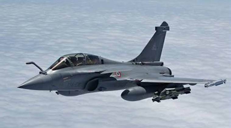 "J-20 पूर्णपणे स्टेल्थ आणि पाचव्या जनरेशनचं विमान मला तरी वाटत नाही कारण या विमानातील कॅनार्ड्समुळे रडारला सिग्नल मिळतात आणि राफेलमध्ये असलेल्या मिटिओर सारख्या दीर्घ पल्ल्याच्या मिसाइल्सला विमानाची पोझिशन समजते" असे धनोआ म्हणाले.