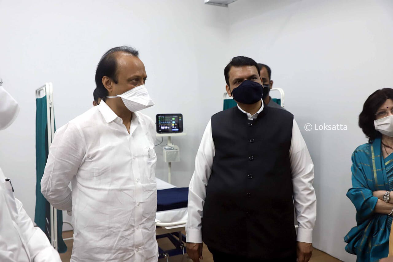 पुणे आणि पिंपरी-चिंचवड शहरात मास्क न वापरणाऱ्या नागरिकांना एक हजार रुपये दंड करण्याचा मानस असल्याचे राज्याचे उपमुख्यमंत्री आणि पुण्याचे पालकमंत्री अजित पवार यांनी आज सूचक वक्तव्य केलं आहे.