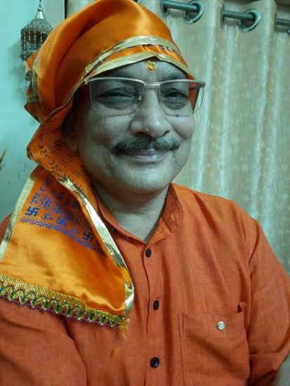 १९८७ त्या बॅचचे आयपीएस अधिकारी गुप्तेश्वर पांडे यांचा जन्म बिहारमधील बक्सर जिल्ह्यात झाला.
