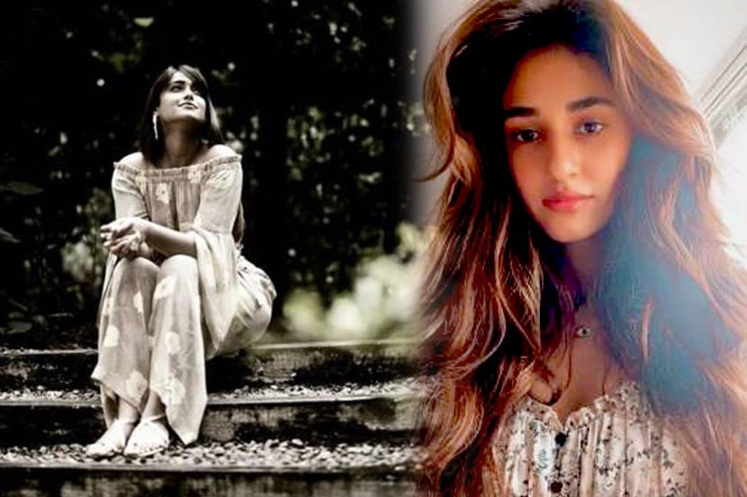 आजकाल अनेक जण सोशल मीडियावर अॅक्टिव्ह आहेत. त्यातच बॉलिवडूच्या अनेक अभिनेत्री, अभिनेते आपले फोटो शेअर करत असतात.