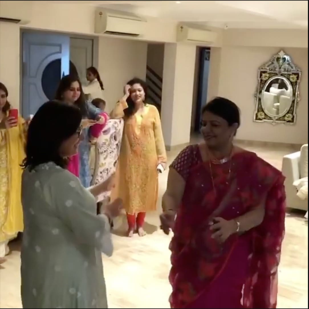 PHOTOS: परदेशात स्थायिक झालेल्या देसी गर्लचे अंधेरीमधील घर पाहिलेत का?