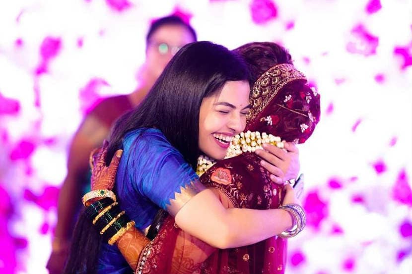 <a href="https://www.loksatta.com/photos/entertainment-gallery/2353362/aarya-ambekar-hot-sexy-saree-look-in-marathi-film-industry-singer-kartiki-gaikwad-wedding-see-photos-vjb-91/" target="_blank" rel="noopener">लग्न कार्तिकीचं पण चर्चा मात्र आर्याच्या साडीची… Photos पाहण्यासाठी या लिंकवर क्लिक करा</a>