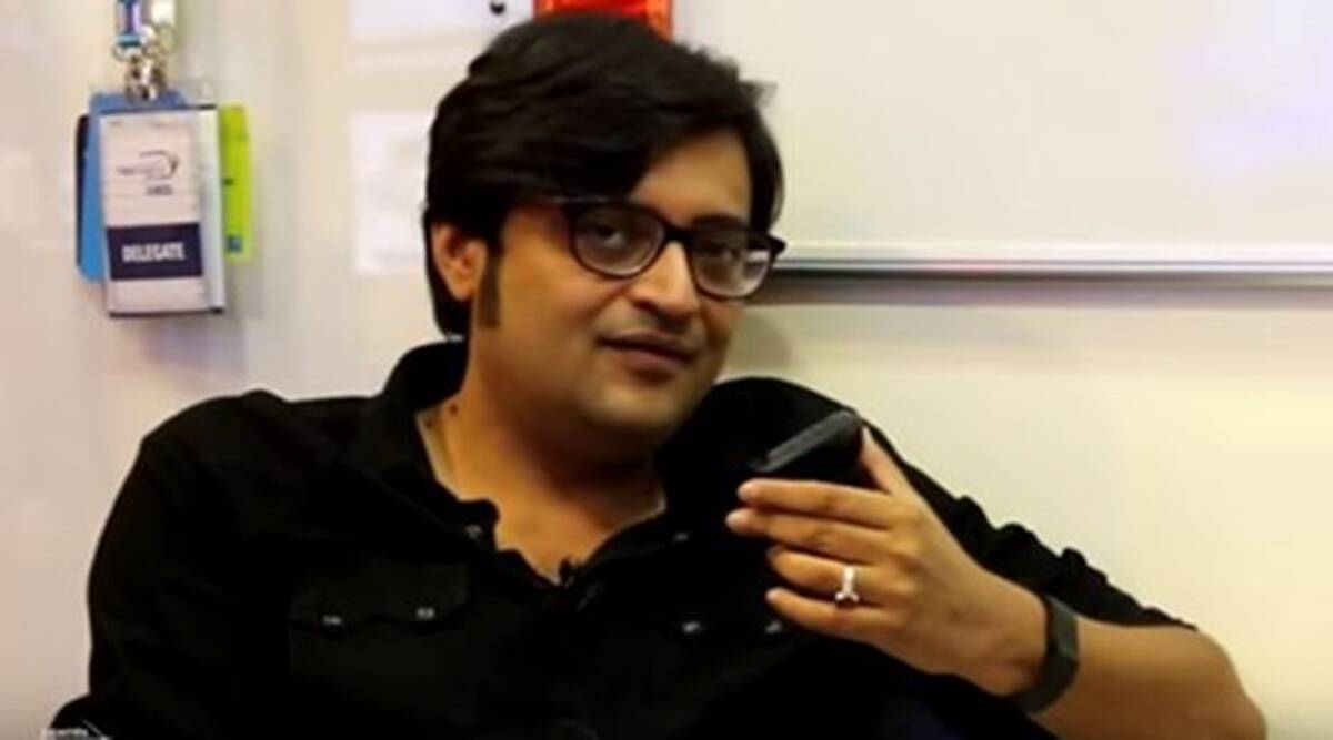 "दासगुप्ता यांनी गोस्वामींना तीन वेगवेगळ्या हॉटेलमध्ये भेटल्याची माहिती दिली. दासगुप्ता आणि अर्णब टाइम्स नाऊमध्ये सोबत कामाला होते. अर्णब गोस्वामींनी दासगुप्ता यांना डॉलरद्वारे पैसे दिले," असं वझे म्हणाले.