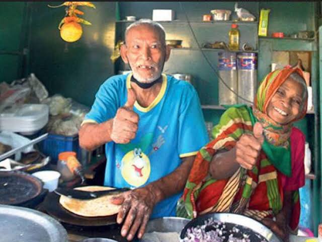 कांता प्रसाद आणि त्यांची पत्नी बदामी देवी यांनी मालविया नगरमध्ये 'बाबा का ढाबा' नावानेच नवीन रेस्तराँ सुरु केलं आहे.