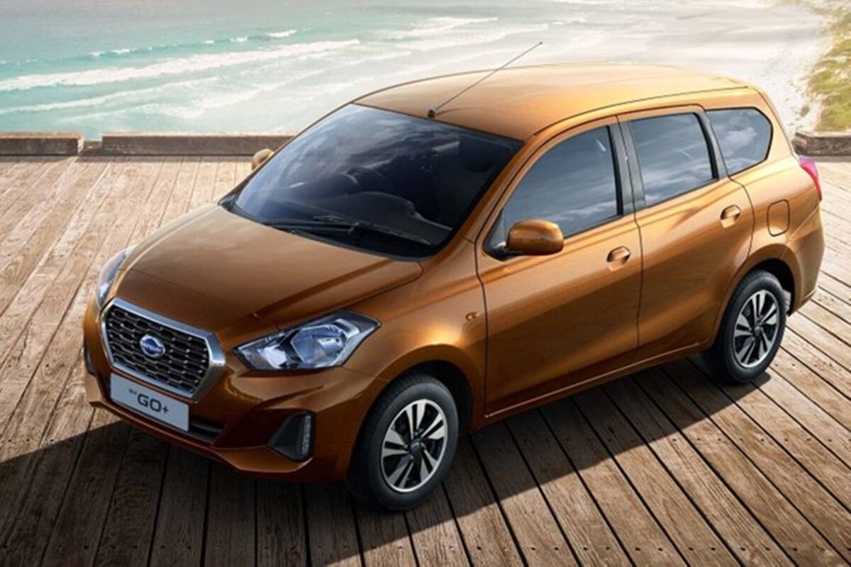 डॅटसन गो प्लस (Datsun Go Plus) : निस्सानची नाममुद्रा असलेली डॅटसन गो प्लस ही भारतामधील सर्वात स्वस्त एमपीव्ही (मल्टी पर्पज व्हेइकल) स्तरावरील गाड्यांमधील एक आहे. नुकतचं कंपनीने या गाडीतील इंजिनची क्षमता वाढवून तिला नव्याने बाजारात आणलं आहे. गाडीच्या इंजिनची क्षमता १.२ लीटर आहे. गाडीत तीन सिलेंडर पेट्रोल इंजिनचा वापर करण्यात आलाय.