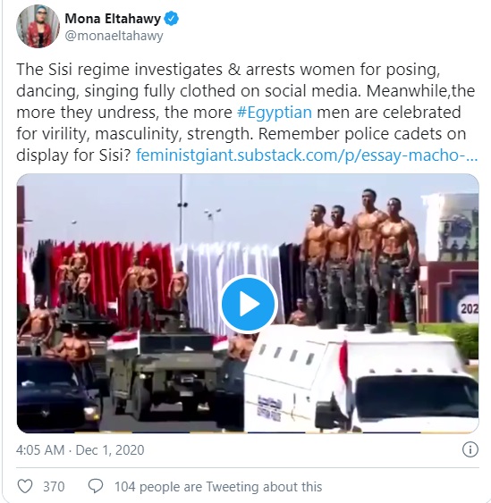 सलमाचे समर्थन करणाऱ्यांनी एकीकडे इजिप्तमध्ये वेगवेगळ्या कार्यक्रमांमध्ये पुरुष शर्ट न घालता गाड्यांवर उभं राहून पुरुष शर्ट न घातला गाणी म्हणताना दिसतात तर दुसरीकडे महिलांना फोटोशूटसाठी अटक केली जाते हे चुकीचे आहे, असं म्हटलं आहे. (फोटो साभार: Instagram/salma.elshimy.officiall आणि ट्विटरवरुन) 