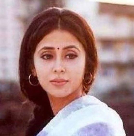 याशिवाय १९९७ मध्ये आलेला जुदाई, १९९८ मधील सत्या, जंगल, कौन, प्यार तूने क्या किया, मैने गांधी को नही मारा अशा अनेक चित्रपटांमधील त्यांच्या अभिनयाला दाद मिळाली.