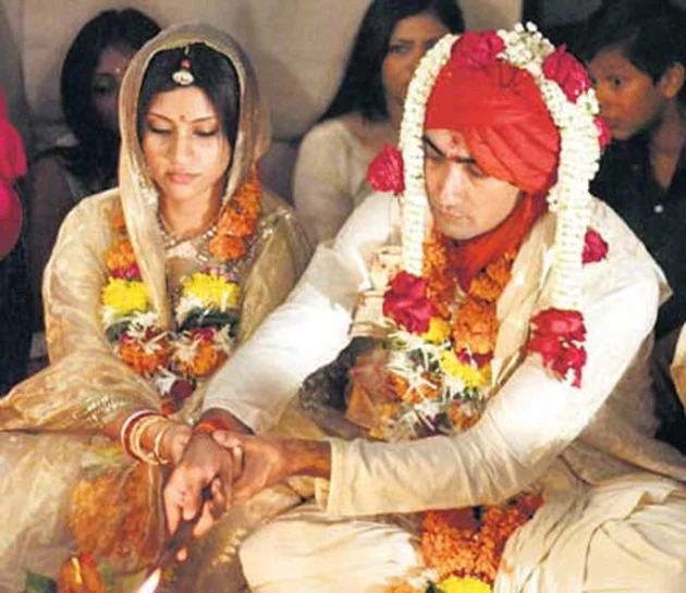 कोंकणा सेन आणि रणवीर शोरी यांनी गुपचूप २०१०मध्ये लग्न केले.