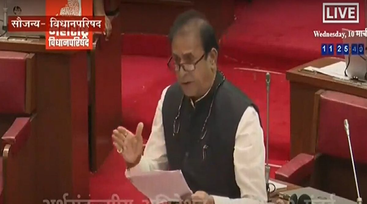 "नियमानुसार कारवाई होईल. सध्या क्राइम ब्रांच जिथे ते कामाला आहेत तिथून हलवून दुसऱ्या ठिकाणी नियुक्ती करण्यात येईल. निष्पक्षपणे चौकशी करुन जो कोणी दोषी असेल त्याच्यावर कारवाई करण्यात येईल," असं यावेळी त्यांनी सांगितलं.