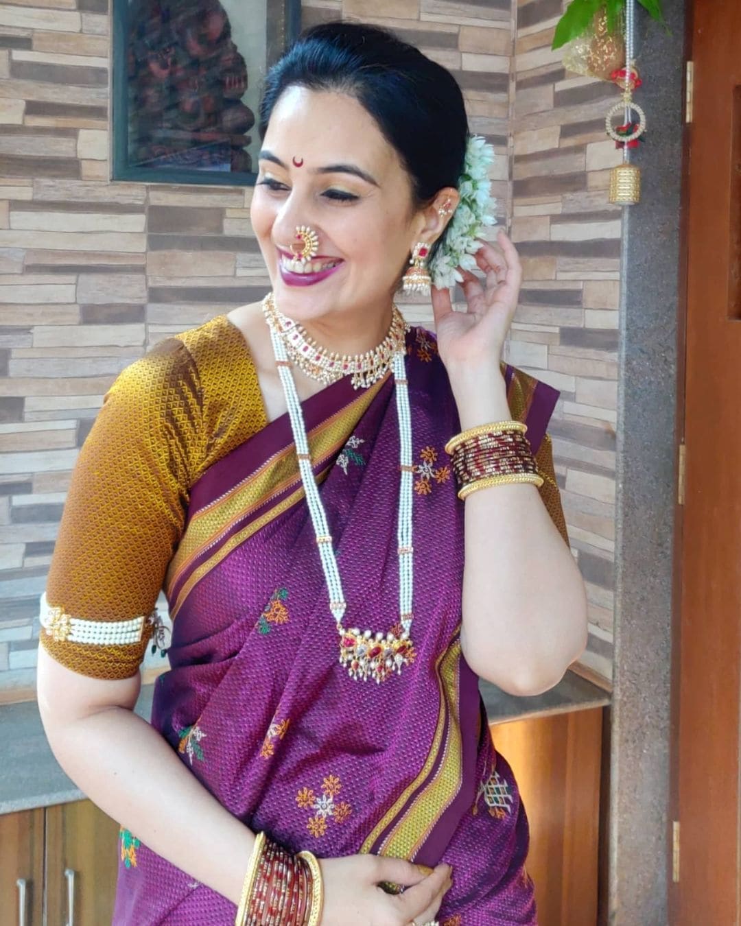 अभिनेत्री सई लोकूर