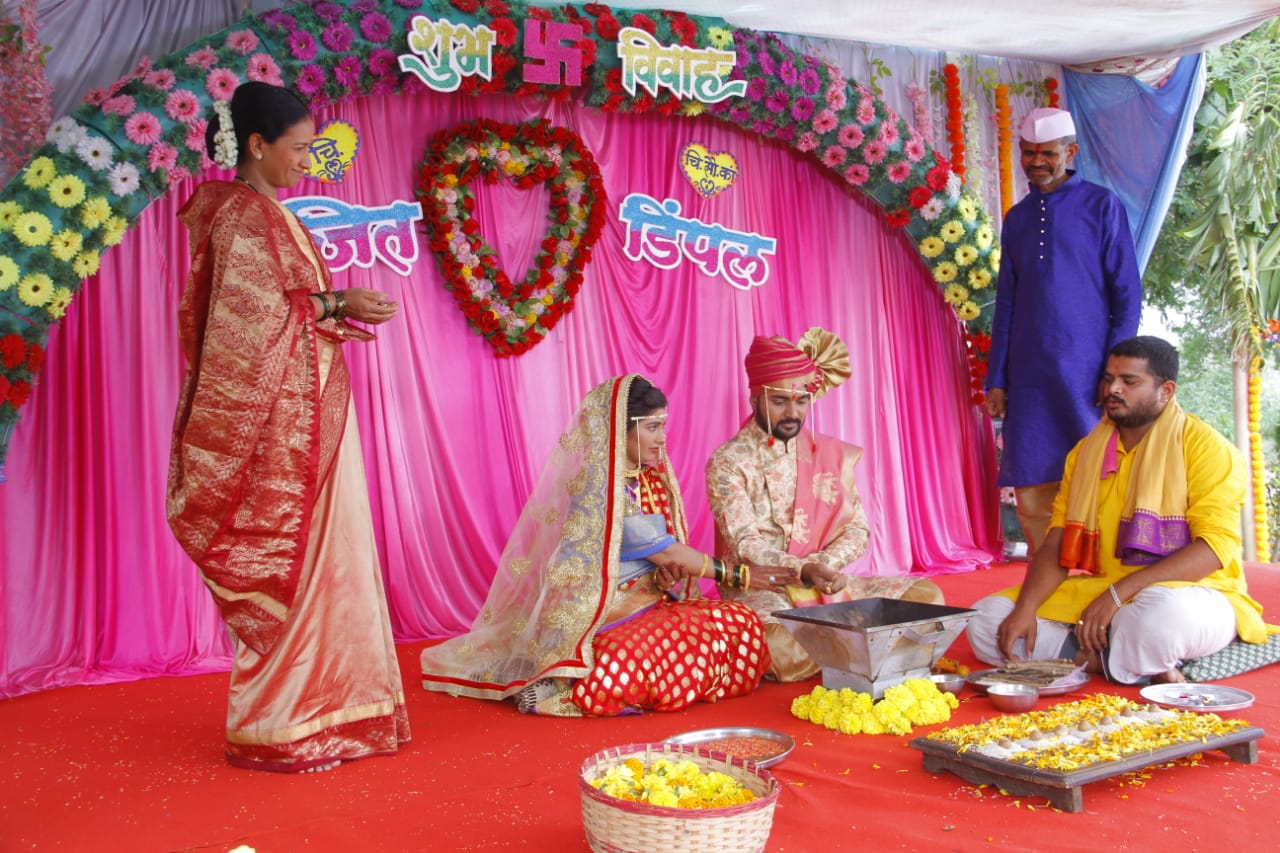 सध्या या मालिकेत डिंपल आणि अजितच्या लग्नाची लगबग सुरु असल्याचं पाहायला मिळत आहे.