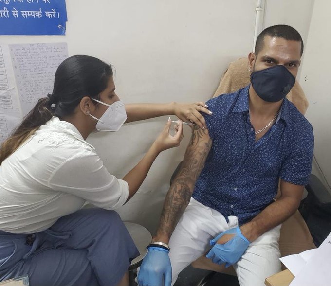 star indian cricketers gets first dose covid 19 vaccine