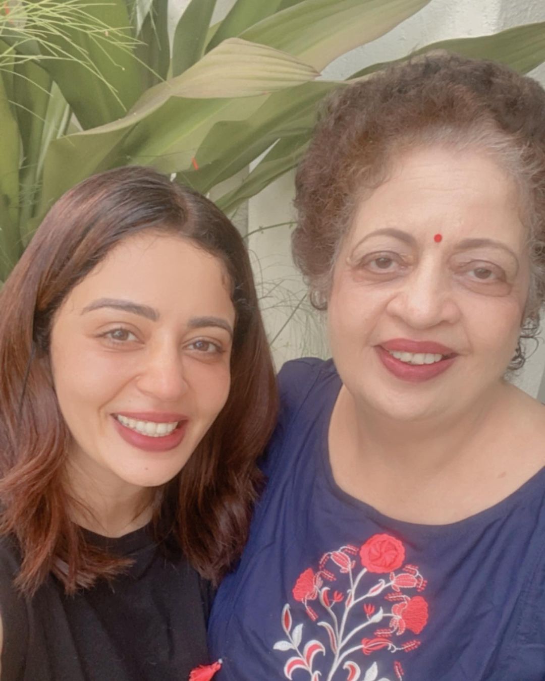 neha-pandse-mothers-day