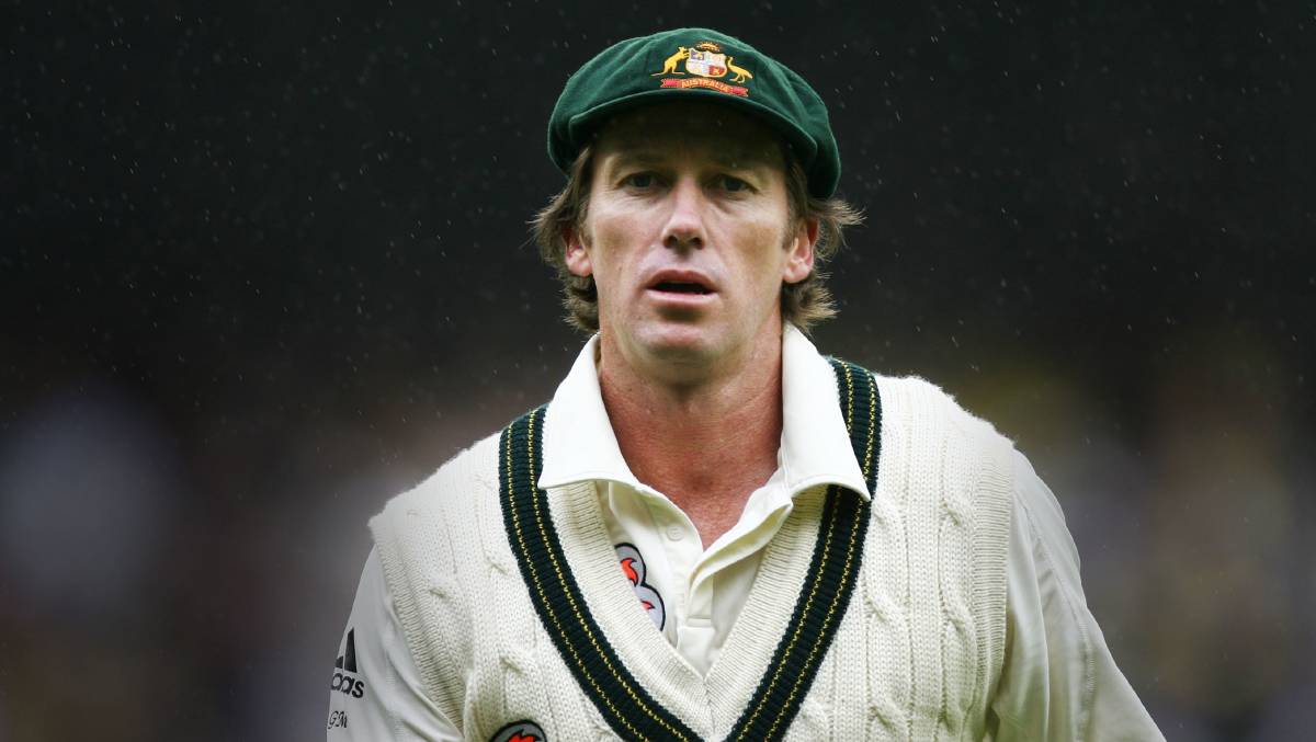 international bowlers who picked up wickets on last ball of their careers