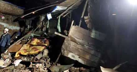 Dahisar house Collapse