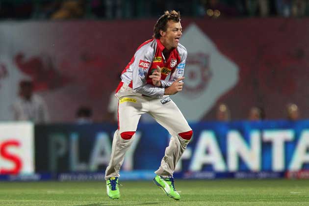 international bowlers who picked up wickets on last ball of their careers