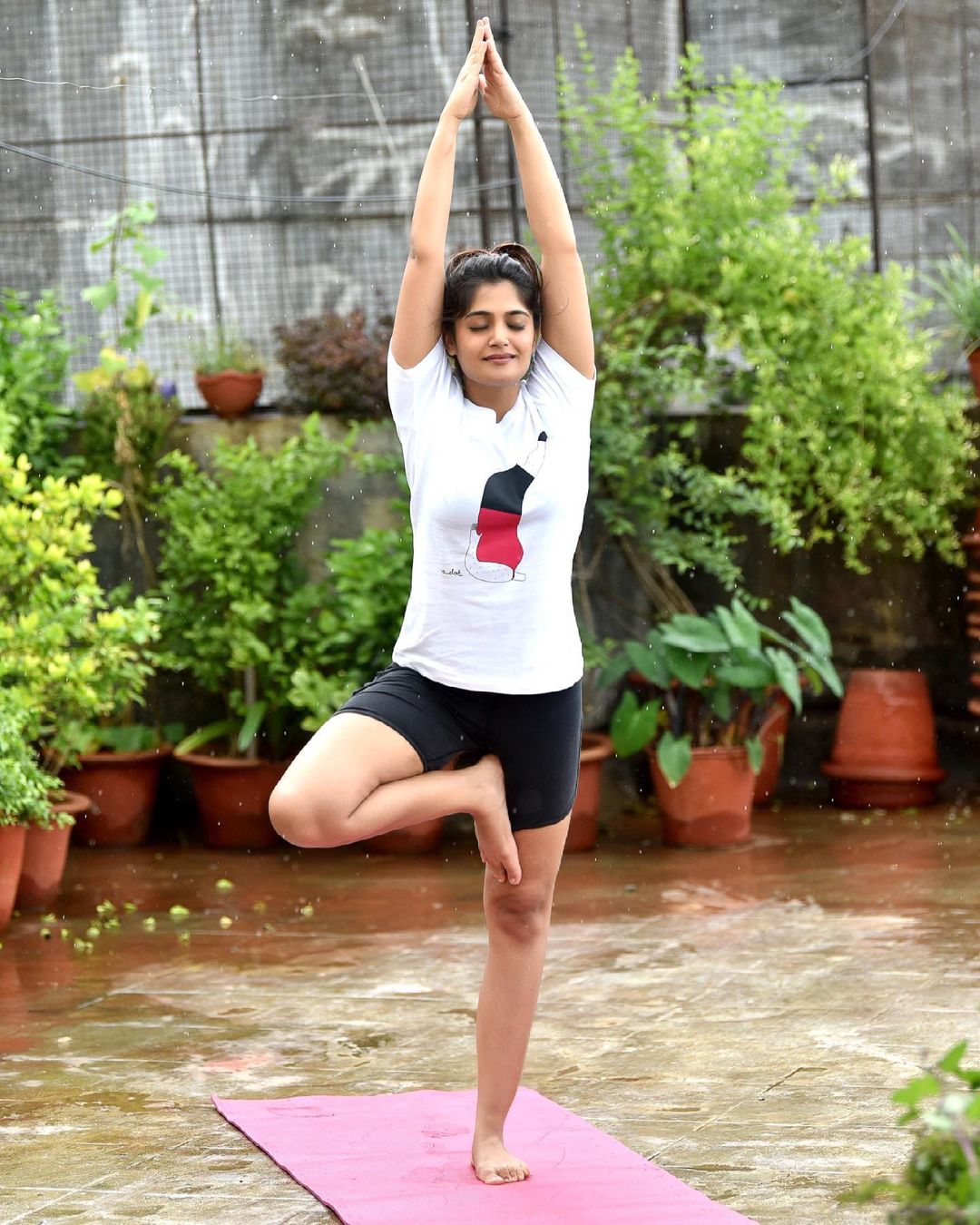 International Yoga Day Marathi Celebrity Photos
