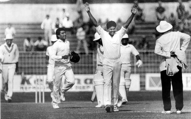 Kapil Dev, Kapil Dev Sarika, Sarika, Kapil Dev Sarika love story, Kapil Dev love story, Romi Bhatia, WHo is Kapil Dev wife, Ranveer Singh, Deepika Padukone,