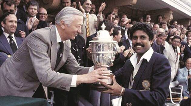 Kapil Dev, Kapil Dev Sarika, Sarika, Kapil Dev Sarika love story, Kapil Dev love story, Romi Bhatia, WHo is Kapil Dev wife, Ranveer Singh, Deepika Padukone,