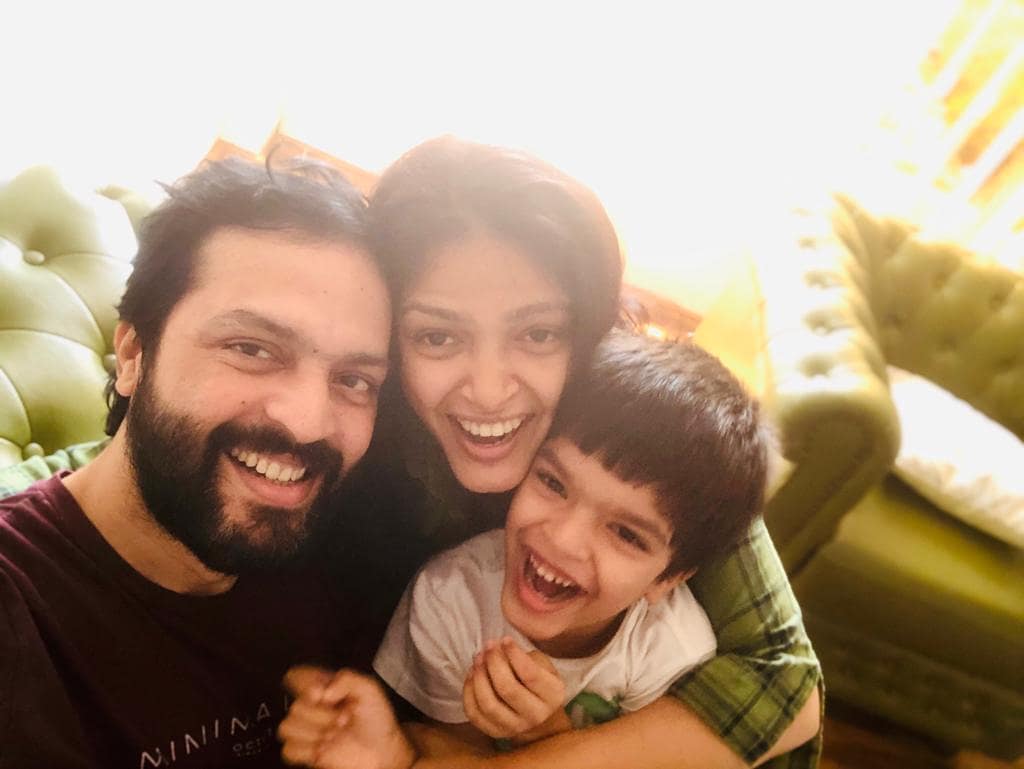 Ankush Chaudhari Deepa Chaudhari Information Photos