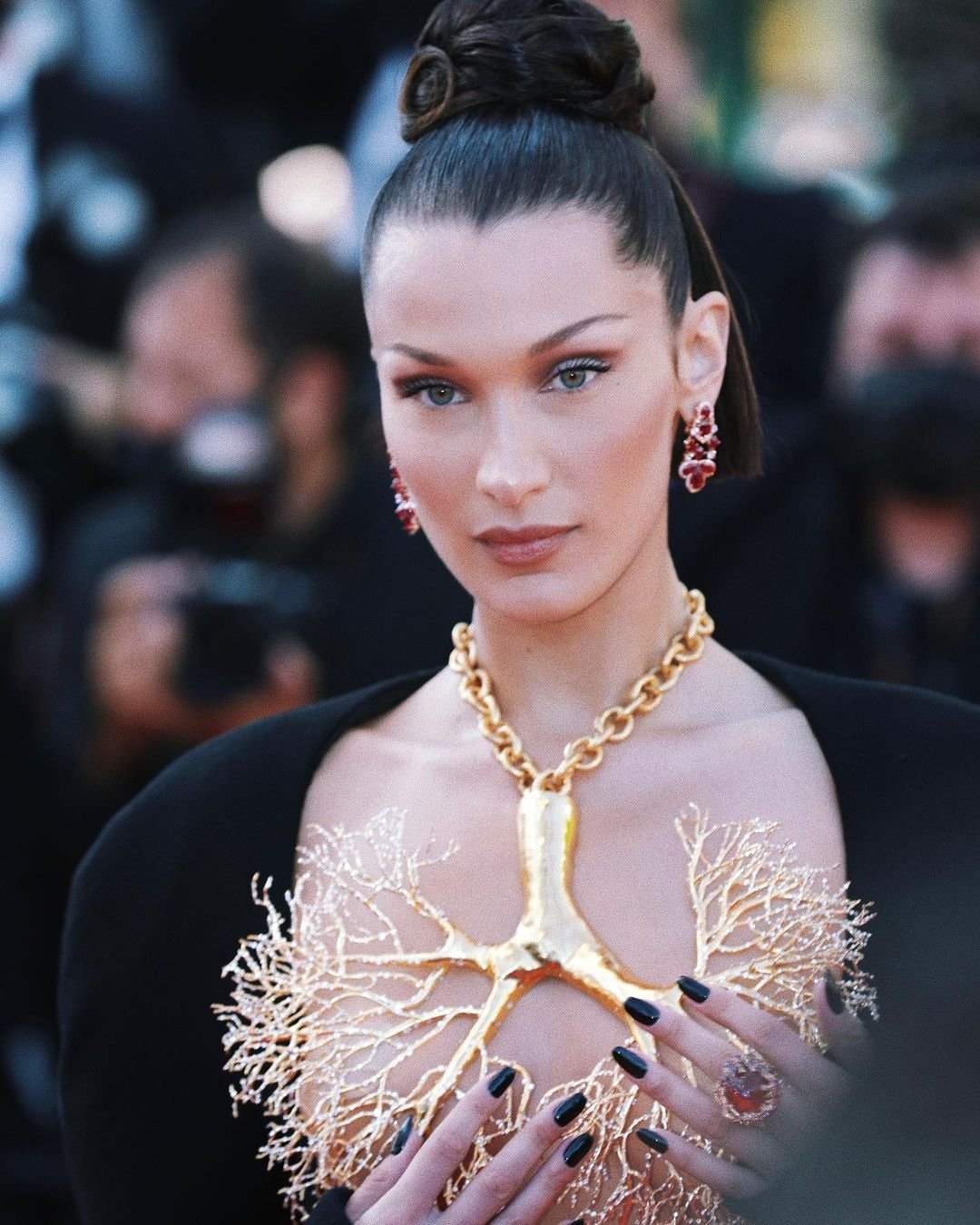 Bella Hadid Gold Lung Necklace At Cannes