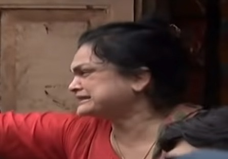 Bhaskar Jadhav Scold A women asking for financial help