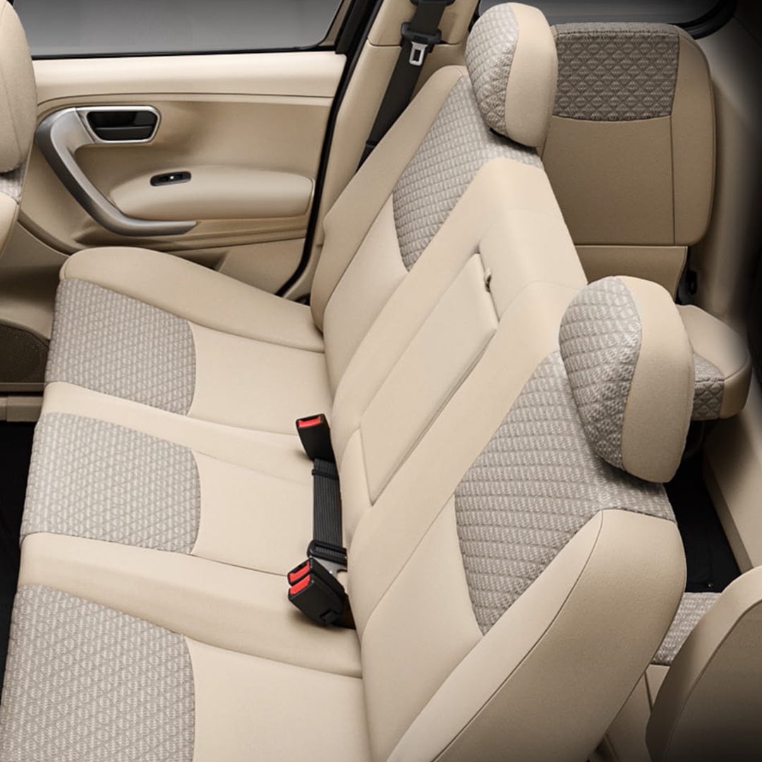 Mahindra Bolero Neo 7 seater SUV Interiors Features Price