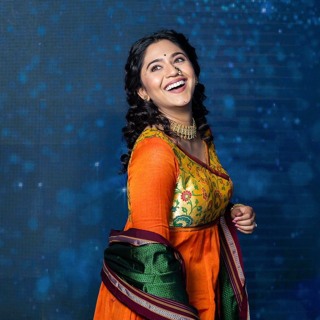 Mrunmayee Deshpande Rao Pretty Photos Traditional Look