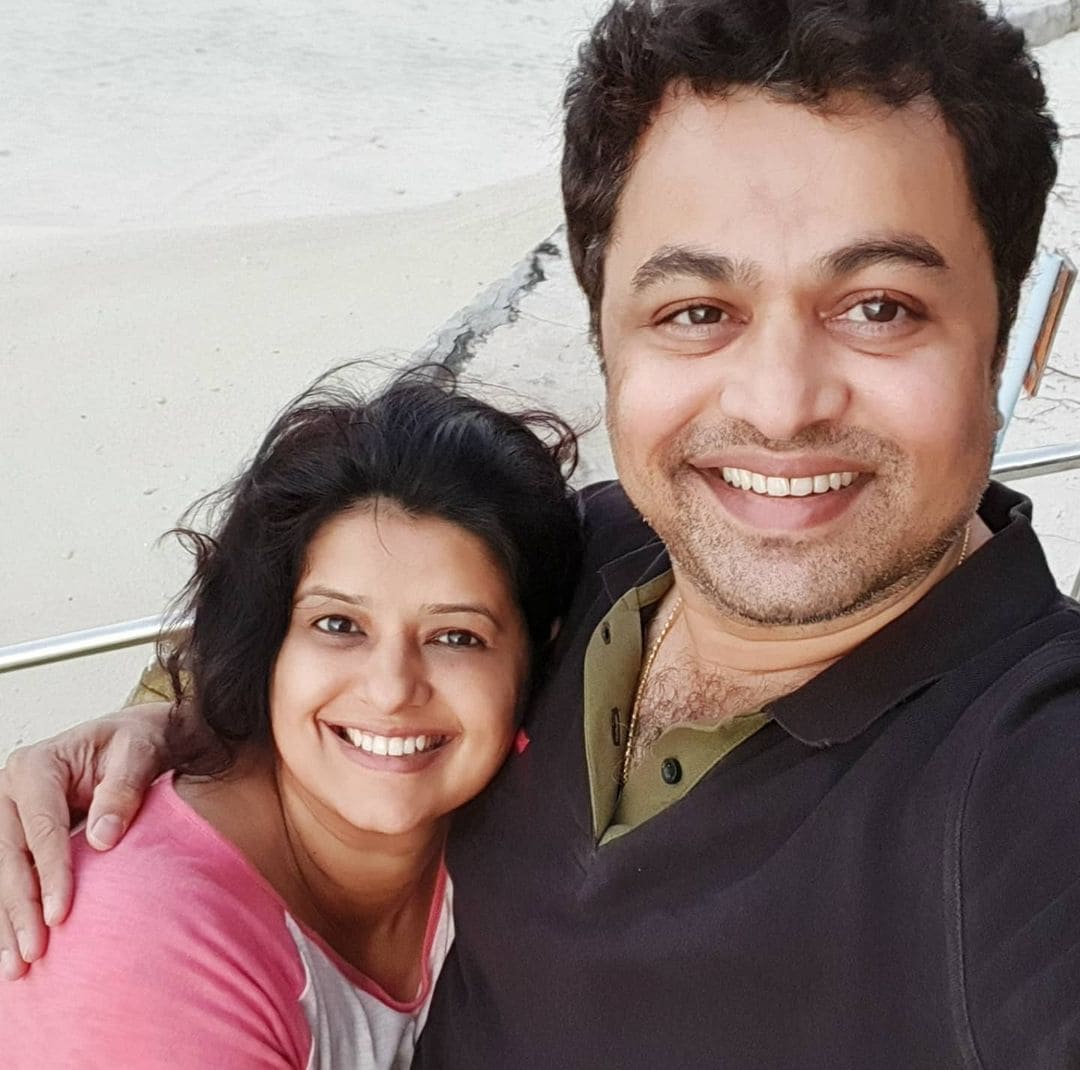Subodh Bhave Manjiri Bhave Anniversary Love Story Wedding Photos