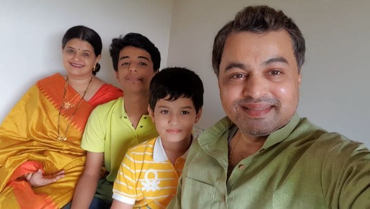 Subodh Bhave Manjiri Bhave Anniversary Love Story Wedding Photos