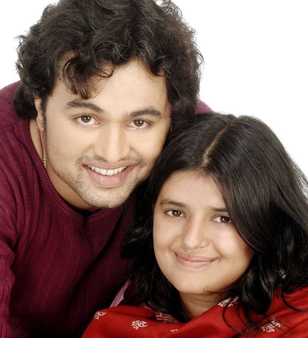 Subodh Bhave Manjiri Bhave Anniversary Love Story Wedding Photos