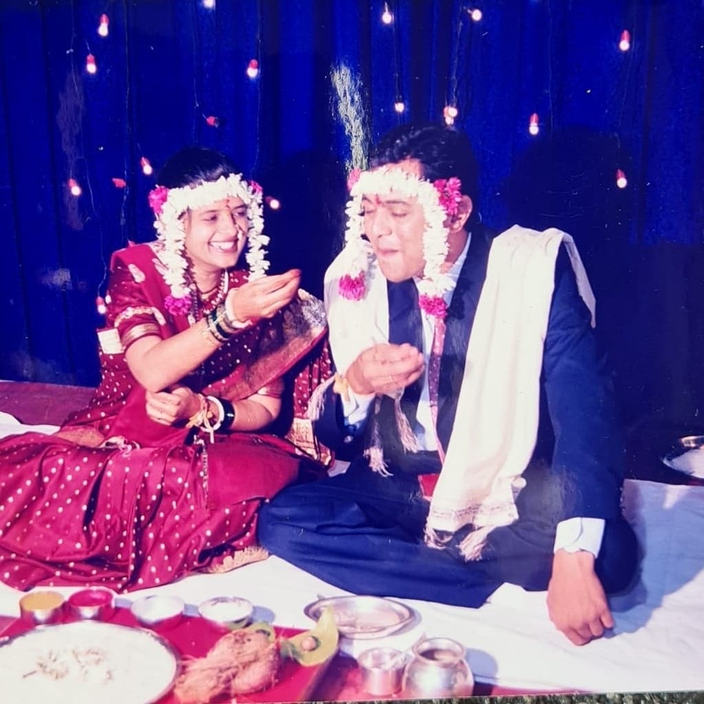 Subodh Bhave Manjiri Bhave Anniversary Love Story Wedding Photos