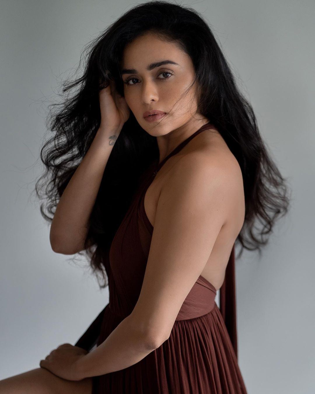 Amruta Khanvilkar Bold Photos