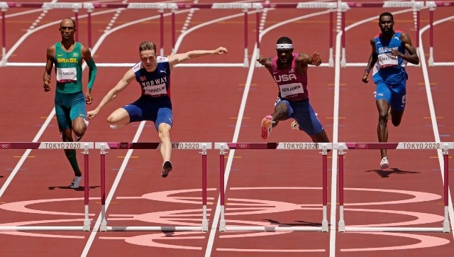 Olympic Karsten Warholm Breaks 400M hurdles record and Karsten Warholm Celebration