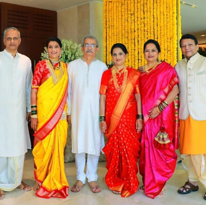 Sharad Pawar Family Shrinivas Pawar Daughter Mithila Pawar Wedding Photos Bangalore