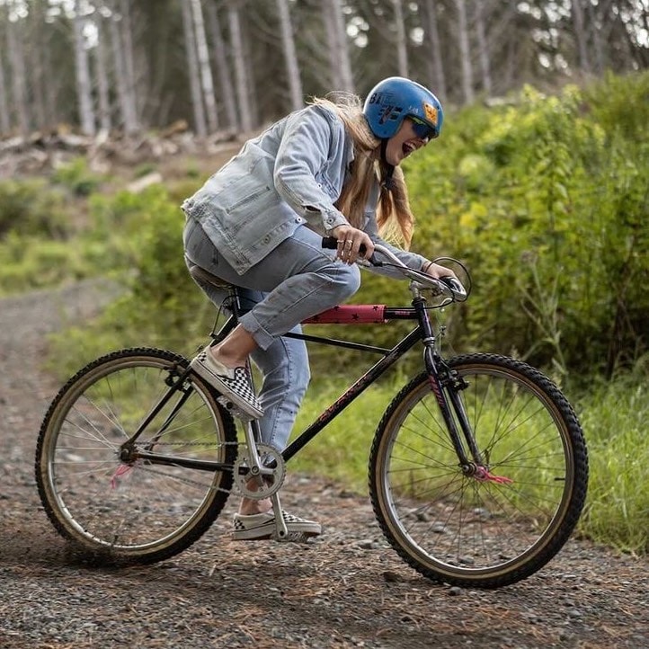 Former New Zealand Olympic cyclist Olivia Podmore dies at age of 24