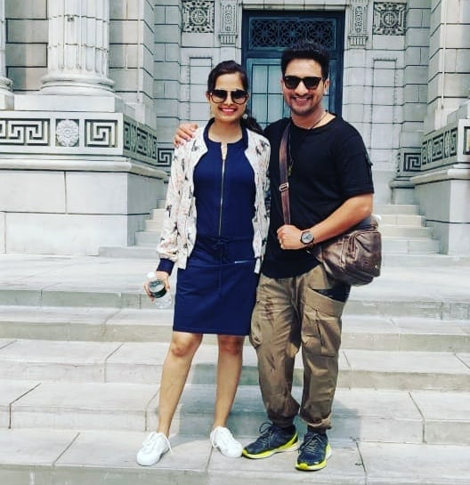 Yeu Kashi Tashi Me Nandayla Mohit fame Nikhil Raut wife Mayuri Raut
