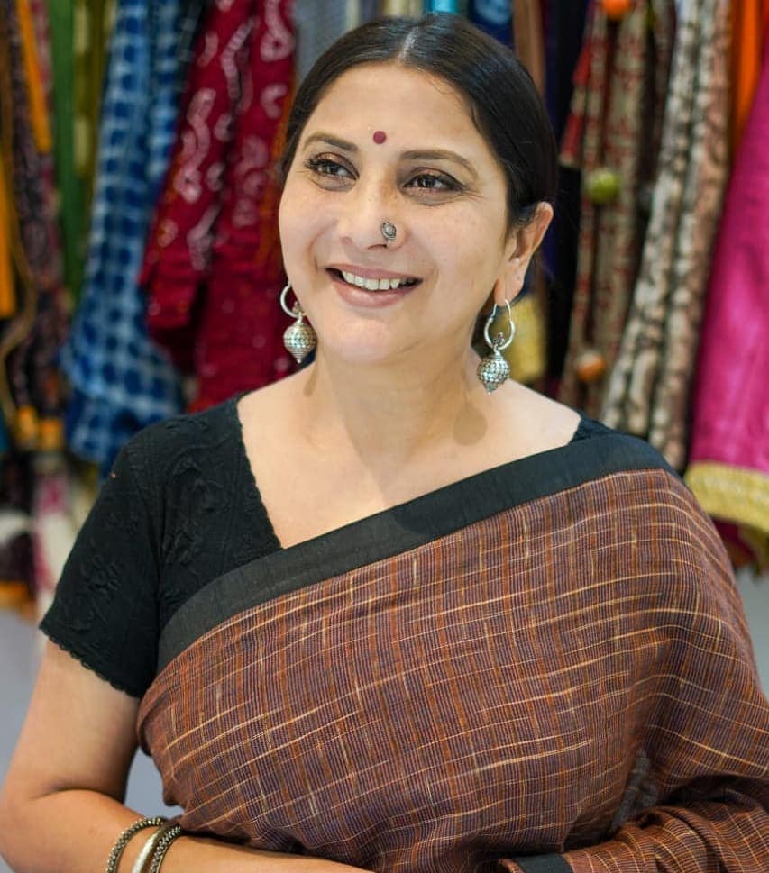 Nivedita Ashok Saraf Saree Collection Hansagamini Photos
