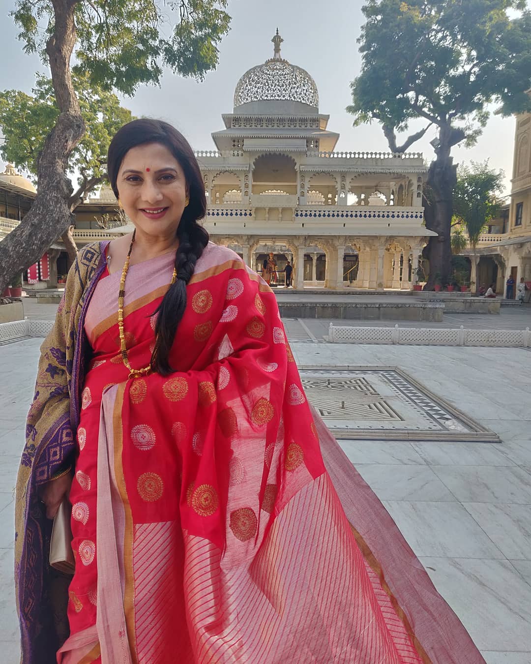 Nivedita Ashok Saraf Saree Collection Hansagamini Photos