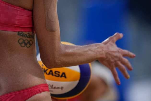 त्याशिवाय जोआना हेडरिच हिने २०१६ च्या रिओ ऑलिम्पिक गेमचा टॅटू काढला आहे. (फोटो : AP)
