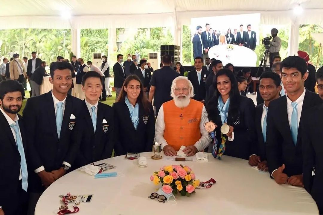 PM Narendra Modi Asks PV Sindhu Korean Coach Park Tae sang to Visit Ayodhya