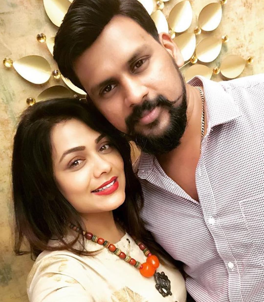Prarthana Behere Abhishek Jawkar Love Story Romantic Photos