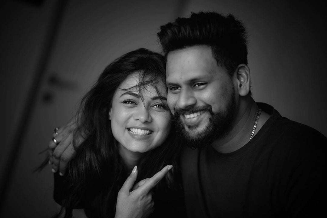 Prarthana Behere Abhishek Jawkar Love Story Romantic Photos