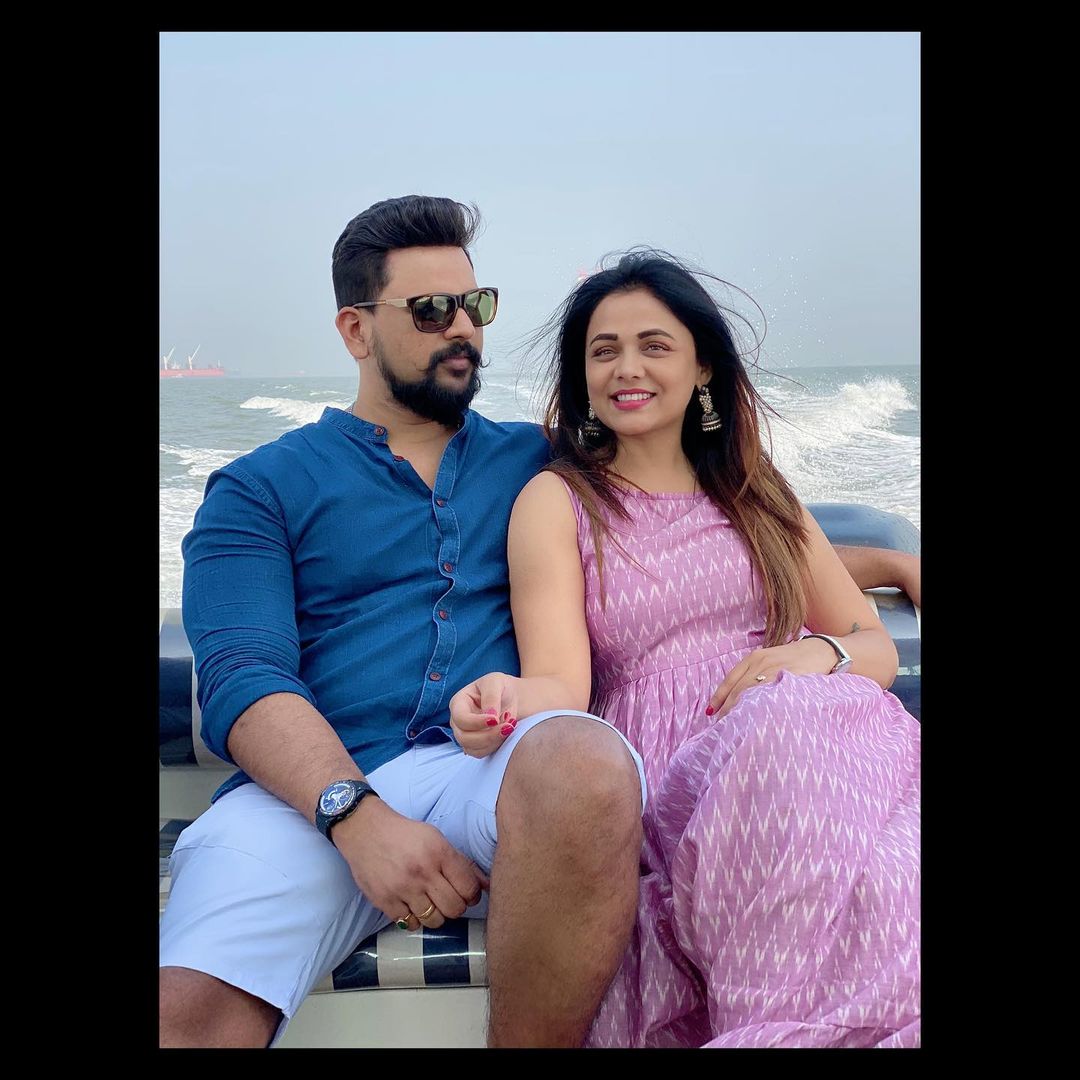 Prarthana Behere Abhishek Jawkar Love Story Romantic Photos